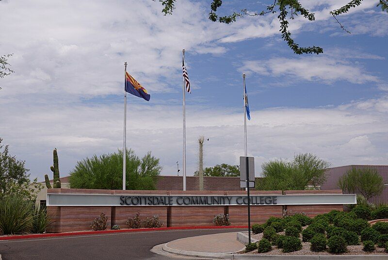 File:Scottsdale Community College.jpg