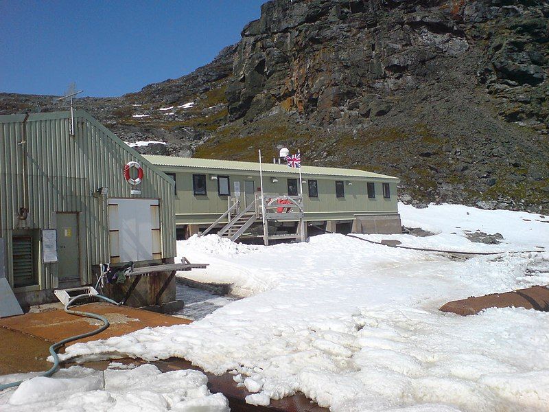 File:Signy Research Station.jpg