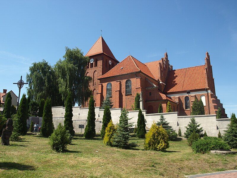 File:Skórcz Church.JPG