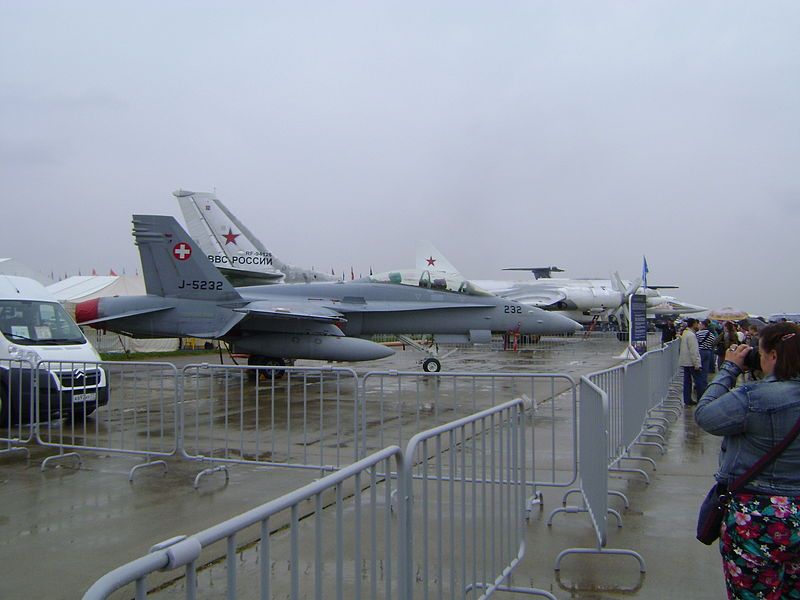 File:Swiss F-18D MAKS2013.JPG