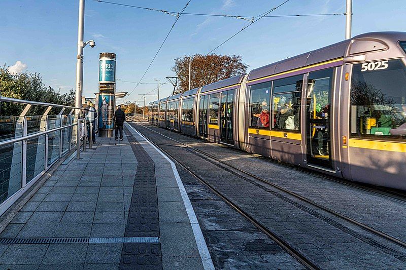 File:Tram at Ranelagh.jpg