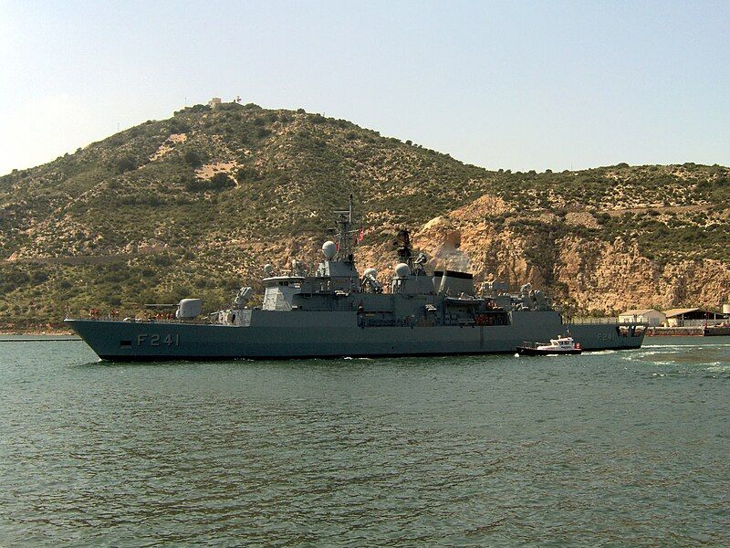 File:Turgutreis F241.jpg