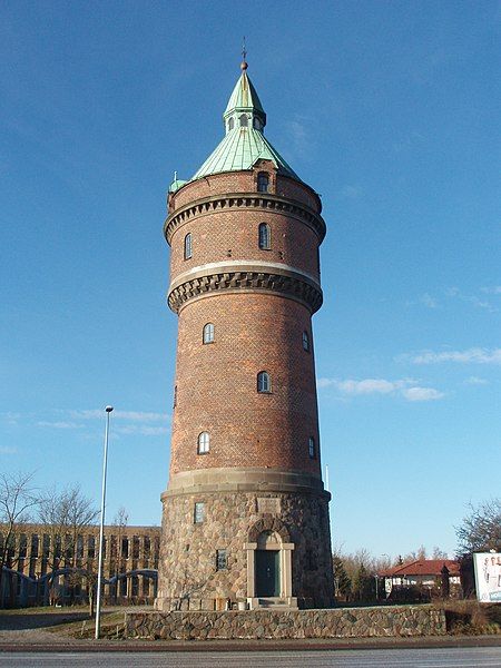 File:Vandtårnet på Randersvej.JPG