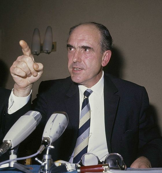 File:Andreas Papandreou 1968.jpg