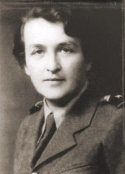 File:Beata Obertyńska.jpg