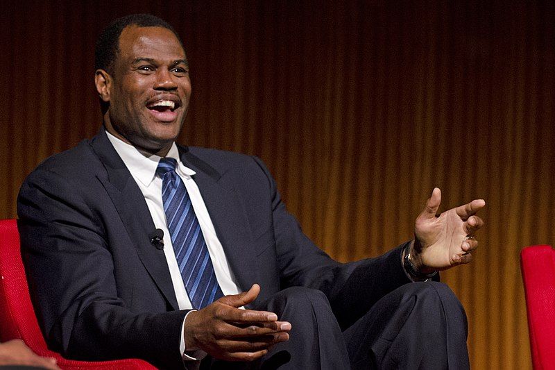 File:David Robinson 13636-0427.jpg