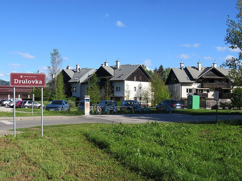 File:Drulovka Slovenia.jpg