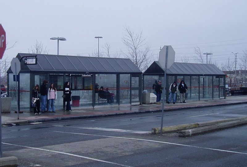 File:Fallowfield station.JPG