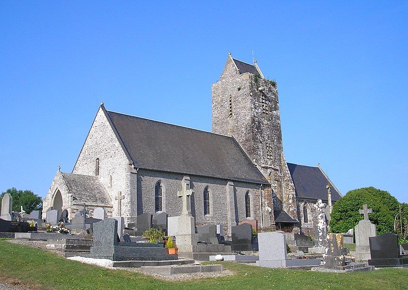 File:FranceNormandieMontchatonEglise.jpg