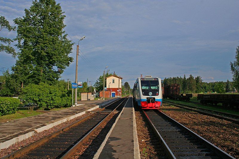 File:Govardovo station.jpg