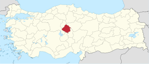 Kırşehir highlighted in red on a beige political map of Turkeym