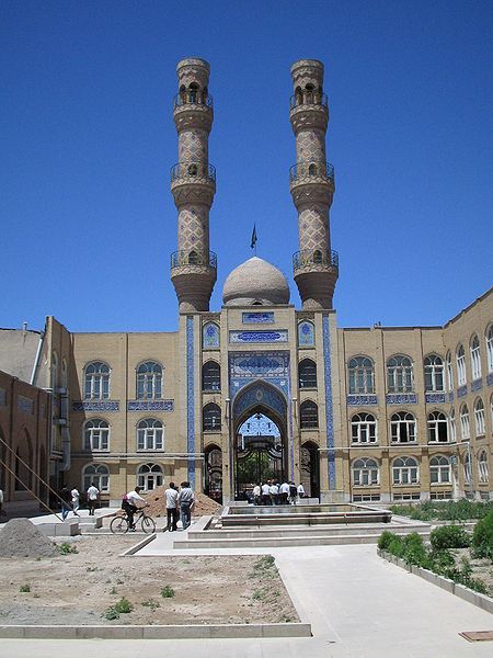 File:Minarets masjed-e-jomeh tabriz.jpg