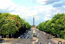 Looking east along the Straße des 17. Juni from the Tiergarten S-Bahn-station, with the Victory Column in the distance