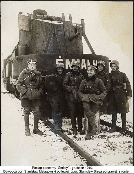 File:Smialy-train.jpg