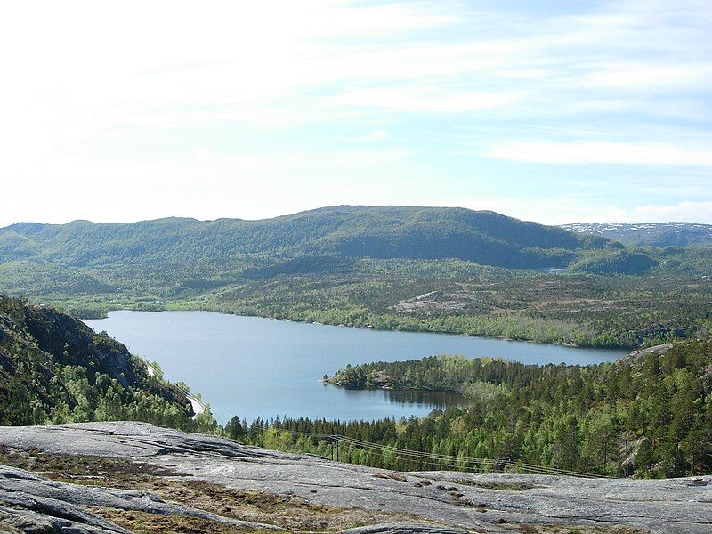 File:Vatnvatnet 2.jpg