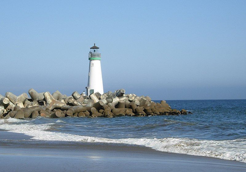 File:Walton Light.jpg