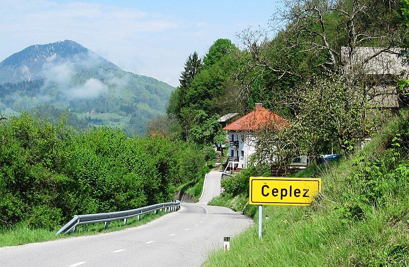 File:Čeplez Cerkno Slovenia.JPG