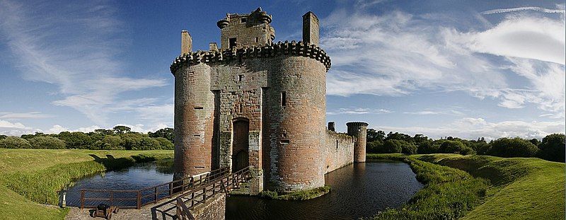 File:0707-02-05914-01 GreatBritain CaerlaverockCastle.jpg