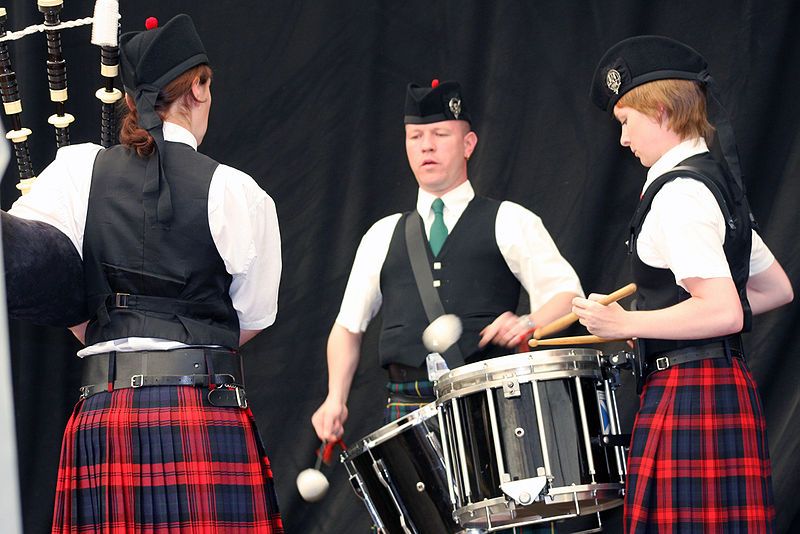 File:2009 tenordrumming.jpg