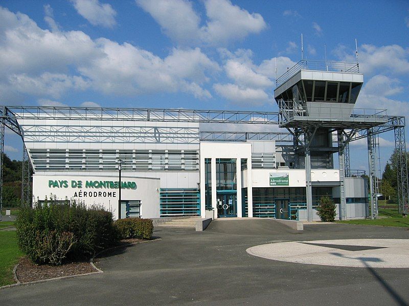 File:Aérodrome Montbeliard.jpg