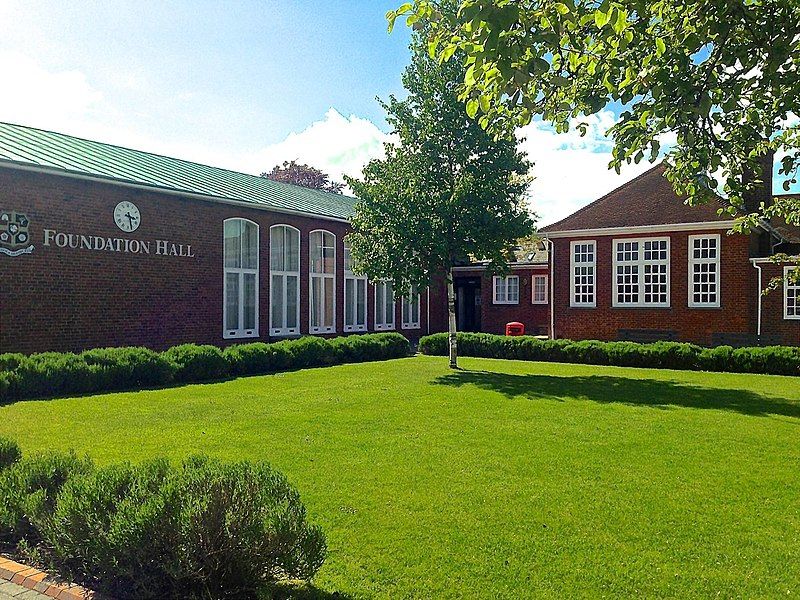 File:Aylesbury Grammar School.jpg