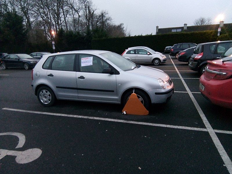 File:Clamped car, Ireland.jpg