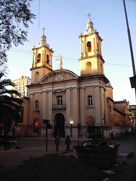 File:Cordoba-iglesia2.JPG