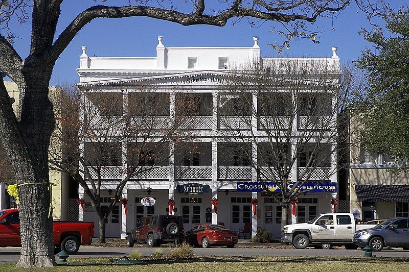 File:Guadalupe hotel.jpg