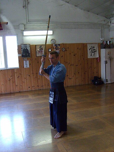 File:Hassō-no-kamae Christophe Chanoux.jpg