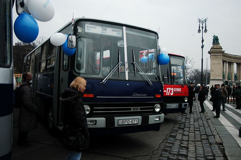 File:Ikarus 260.00 (BPO-671).jpg