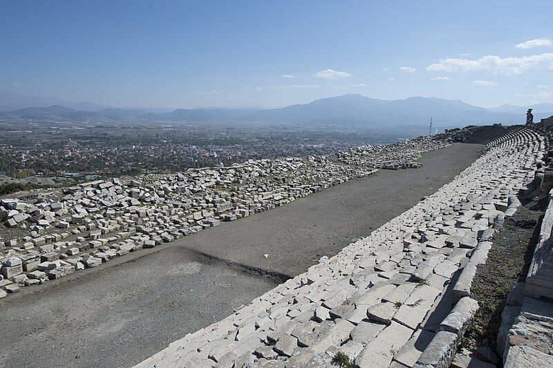 File:Kibyra Stadium 9849.jpg