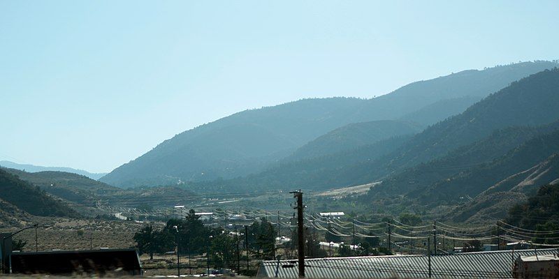 File:Lebec, California.JPG