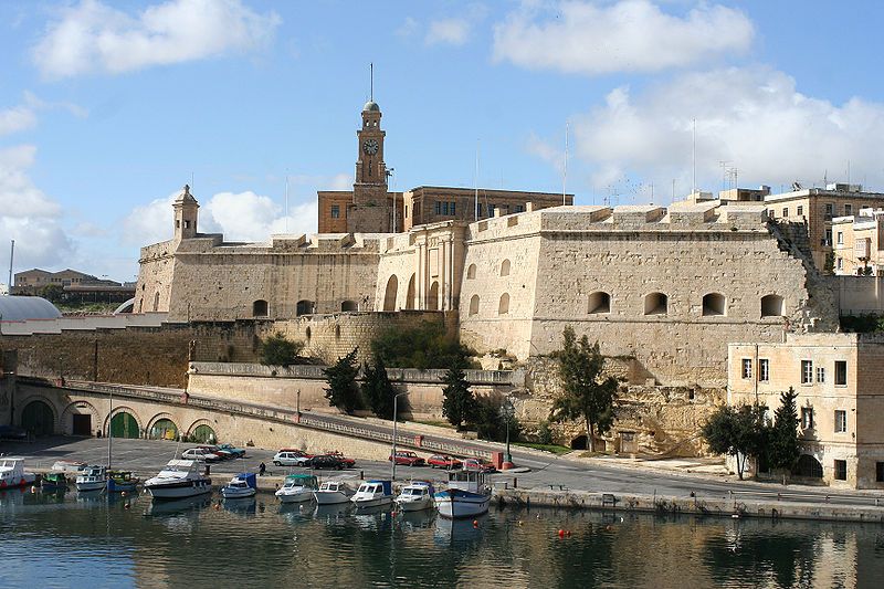 File:Malta-city-wall.jpg