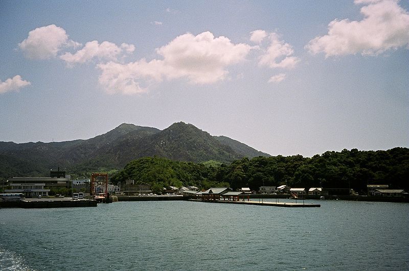 File:Port miyaura1.JPG