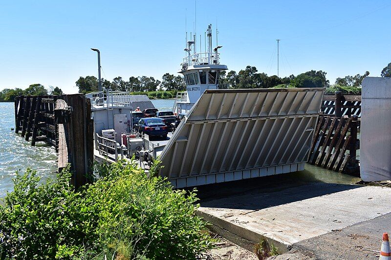 File:Ryer Island ferry.jpeg