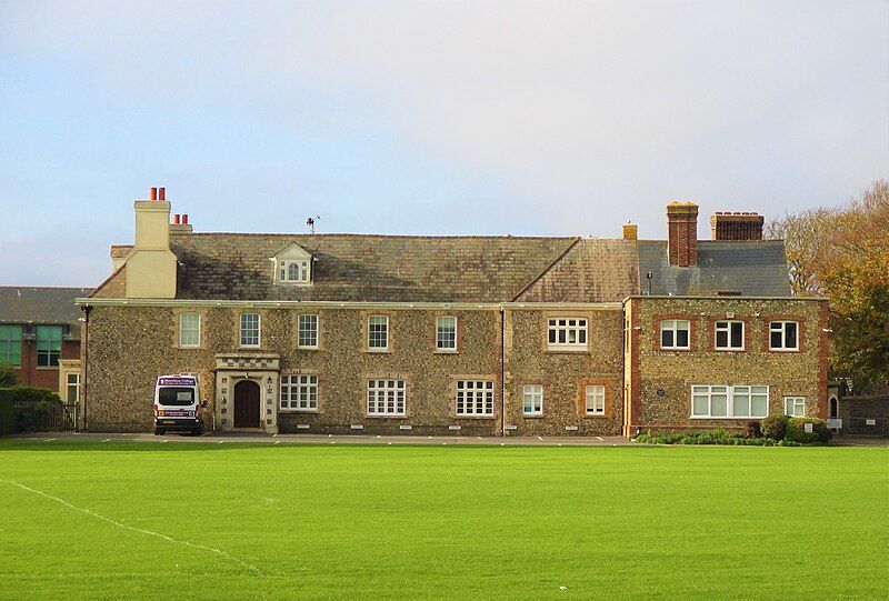 File:Shoreham College.jpg