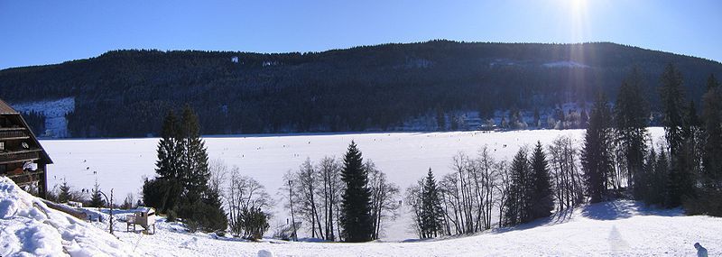 File:Titisee gefroren.jpg