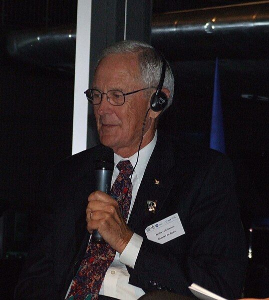 File:Charlie Duke 3.jpg