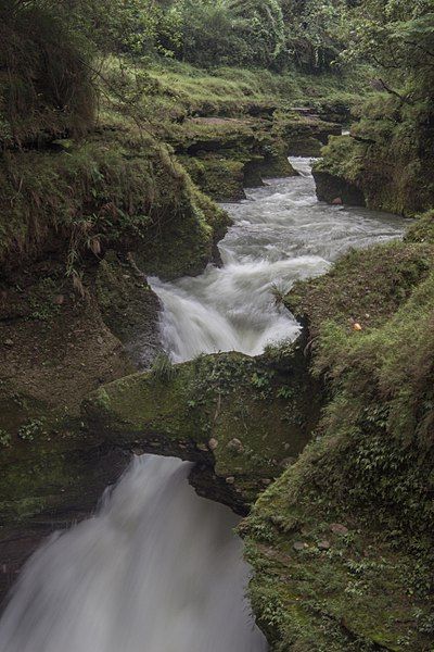 File:Davis Falls2.jpg