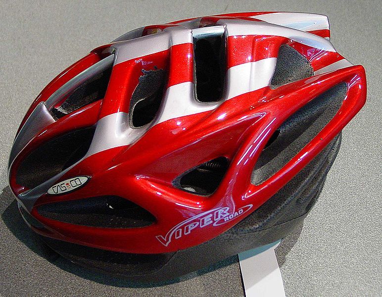 File:Fahrradhelm.jpg