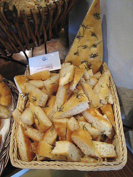 File:Focaccia al rosmarino.jpg