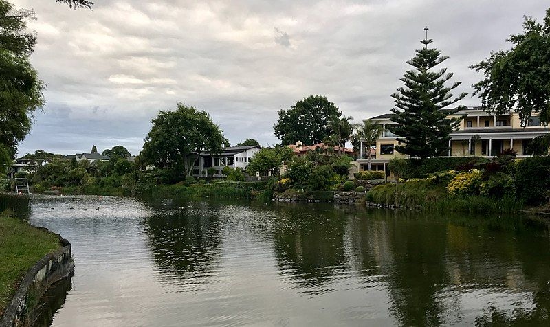 File:Hokowhitu Lagoon.jpg