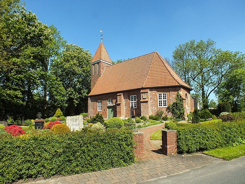 File:Kirche Büttel.jpg