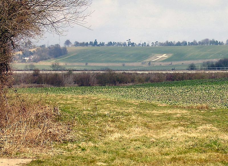 File:Lenham Cross.jpg