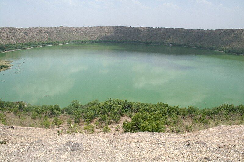 File:LonarCrater.jpg