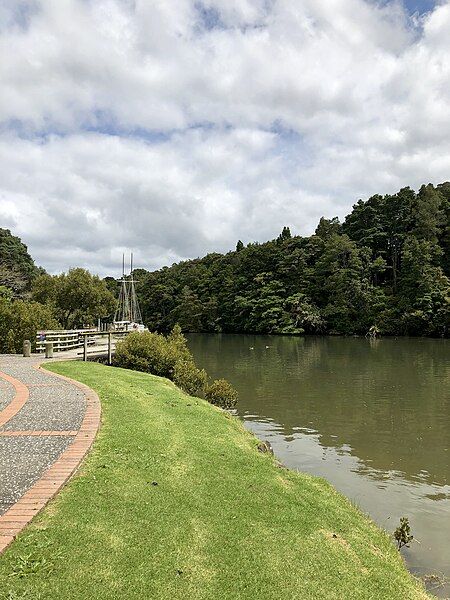 File:Mahurangi River (2018).jpg