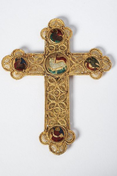 File:Reliquary Cross Pendant.tif