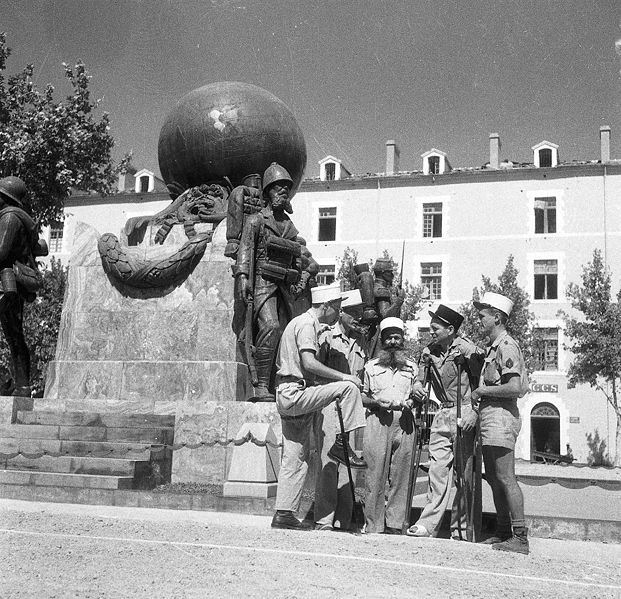 File:Boule Algerie.jpg