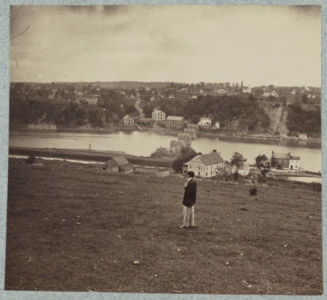 File:Ca-1861-1865-bridge-ruins-C&O-Canal-Lock-38-Potomac-Shepherdstown.tif