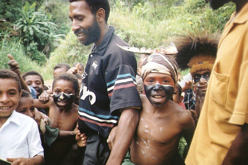 File:Children-in-Papua-New-Guinea.jpg